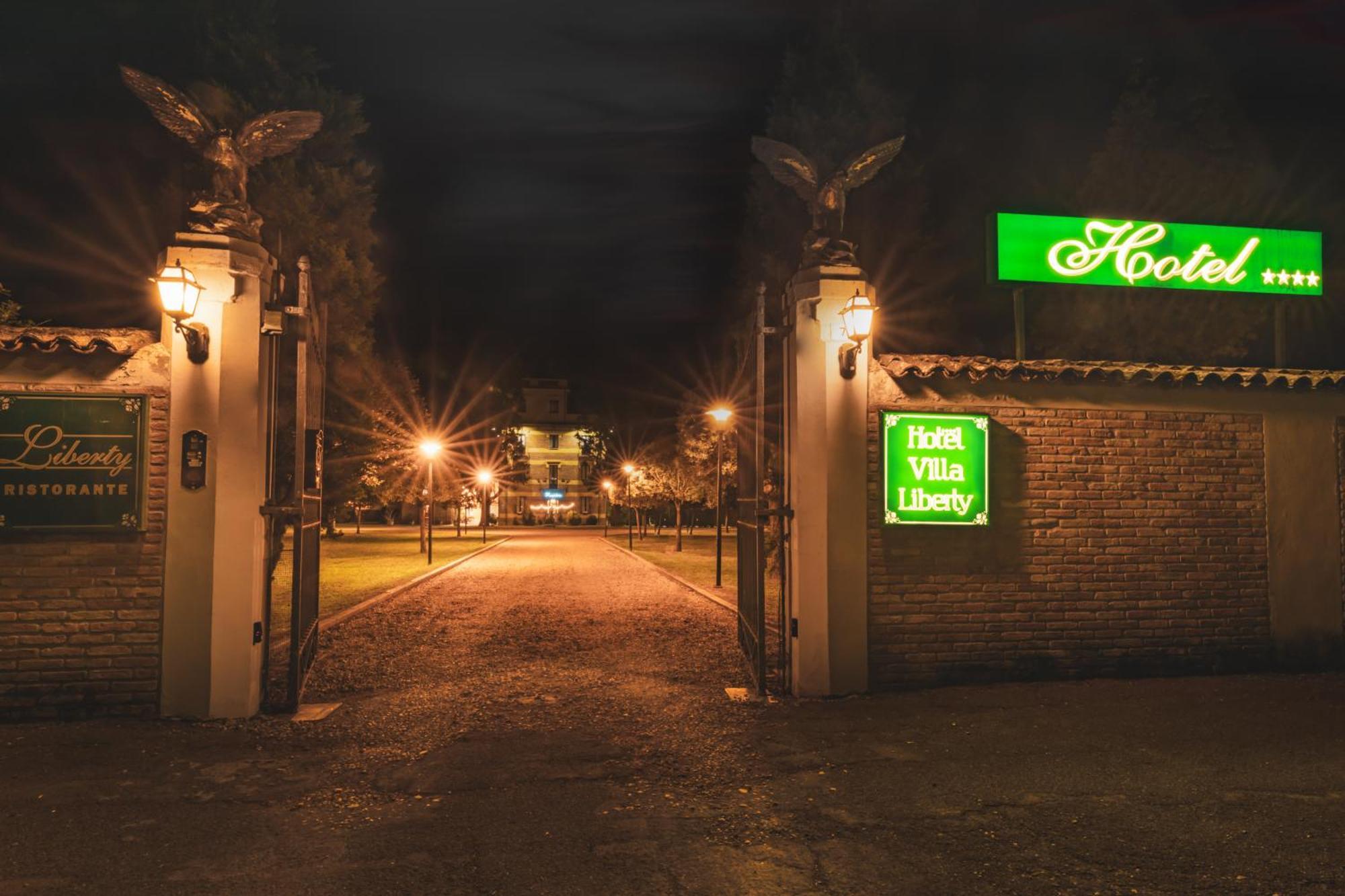 Hotel Villa Liberty Pontecurone Zewnętrze zdjęcie