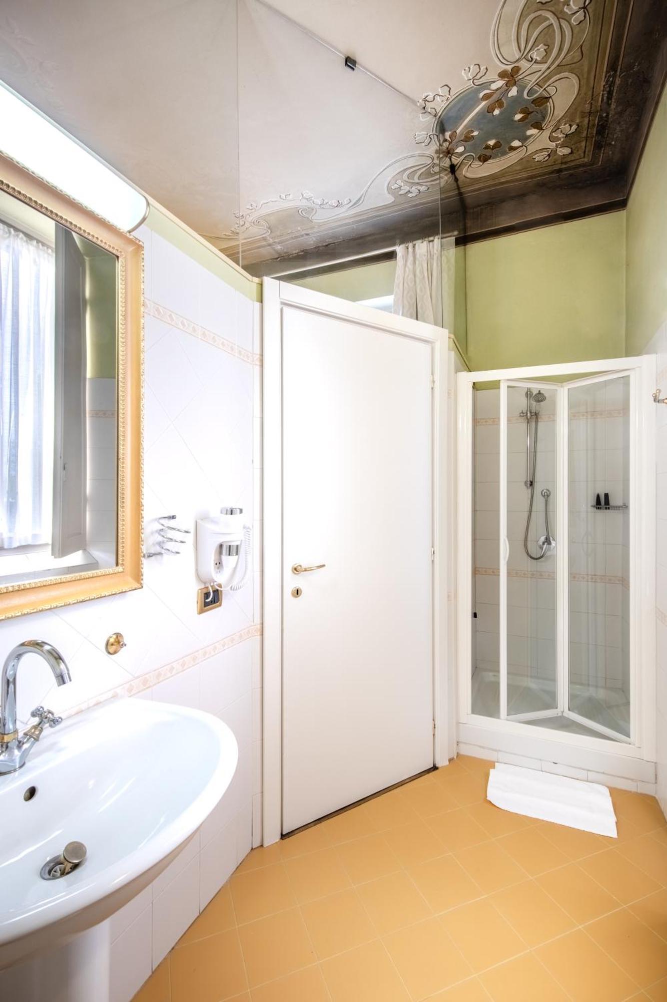 Hotel Villa Liberty Pontecurone Zewnętrze zdjęcie